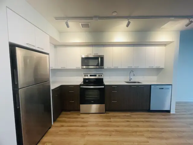280 Western Ave #507