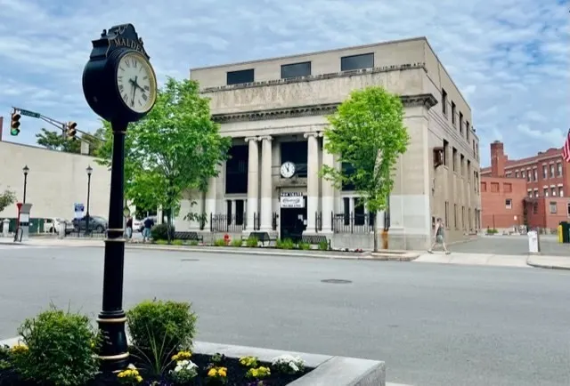 399 Main St, Malden