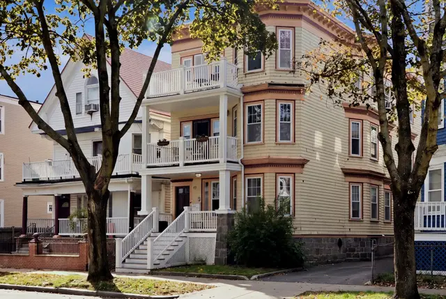 49 Pleasant St #1