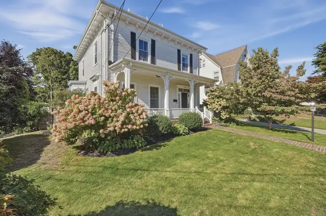 137 Grand View Ave