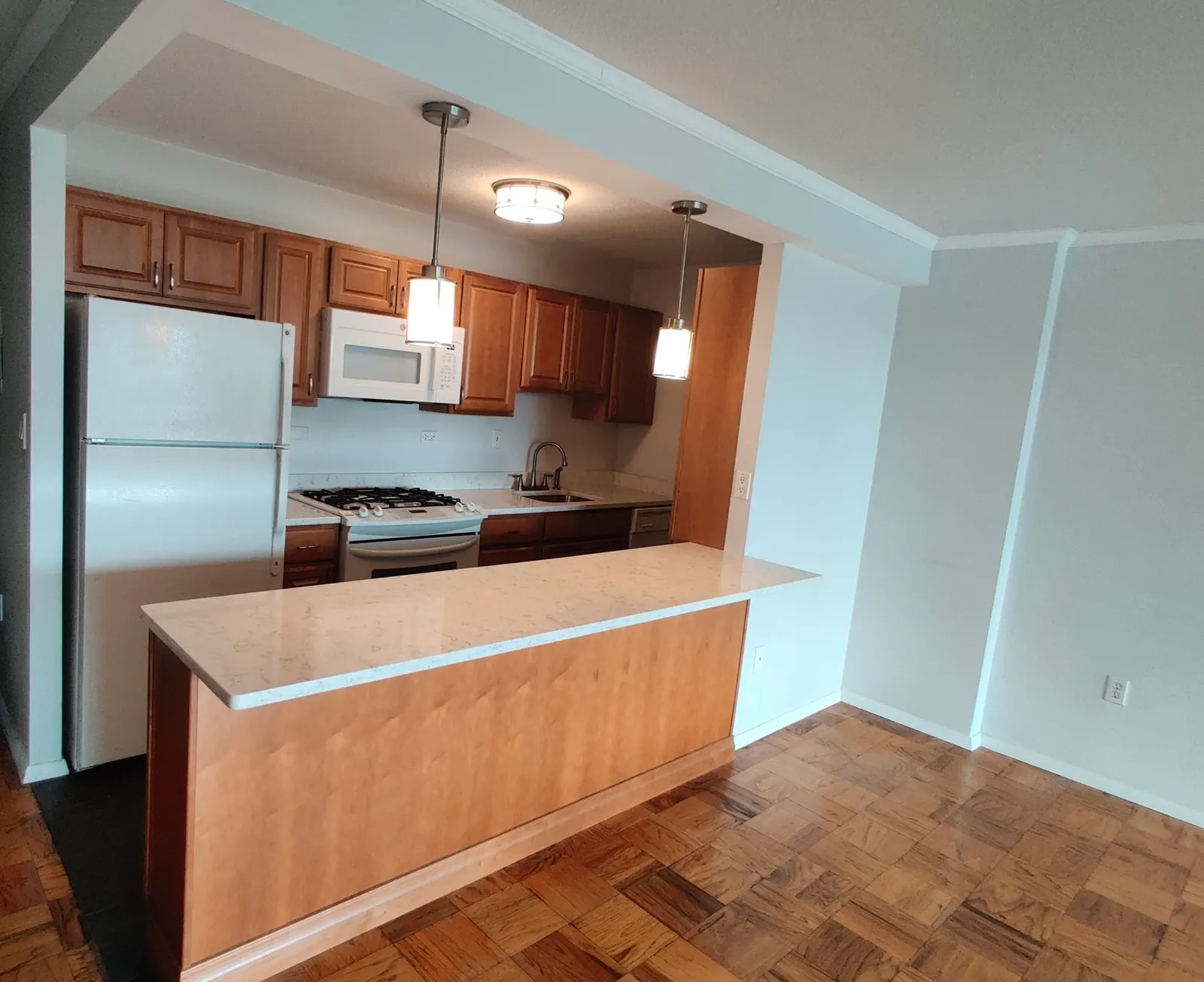 9 Hawthorne Place #8P, Boston