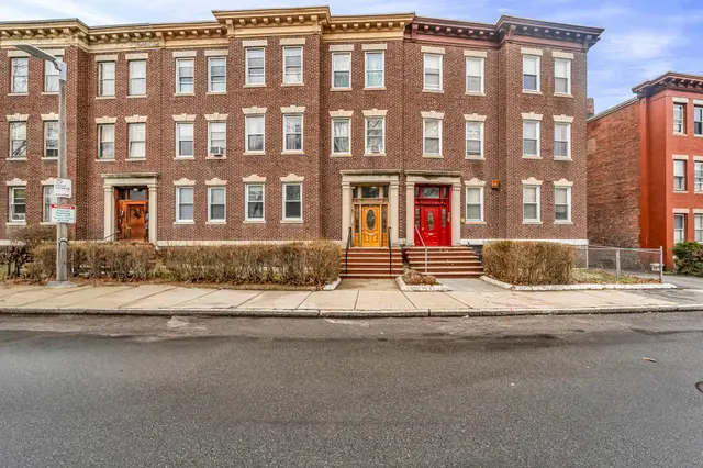 86 Winthrop St #1