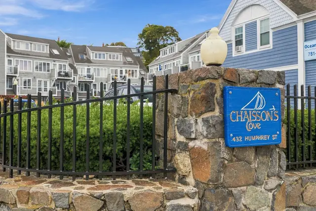 432 Humphrey Street #22D