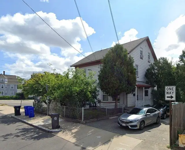 38 Wentworth St #38