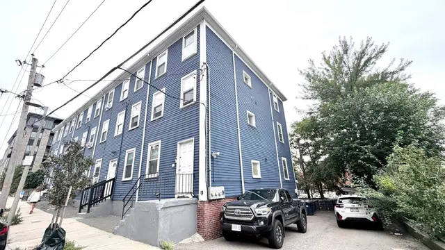 25 W 5ht St #2