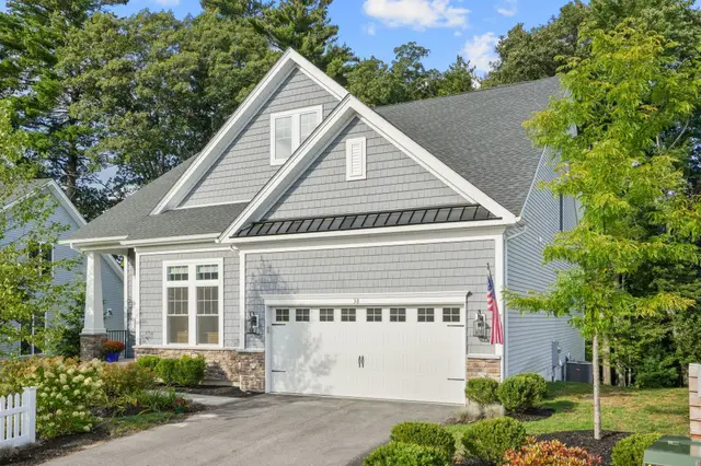 38 Barnes Blvd #23
