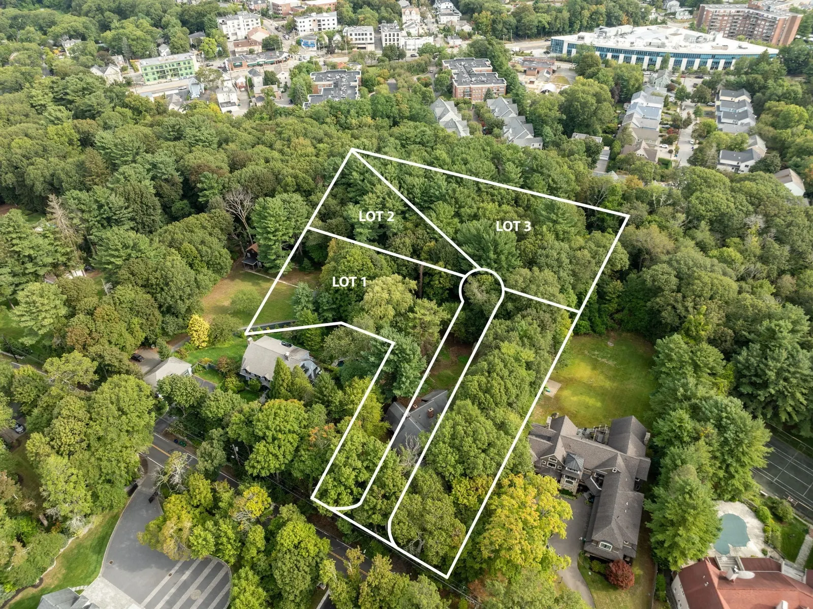 136 Dudley Rd, Newton