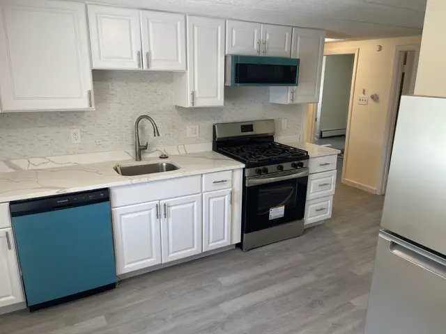 85 Bow Street #3