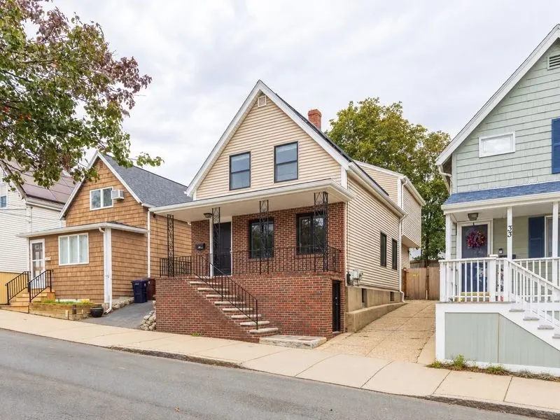 35 Villa Ave, Everett
