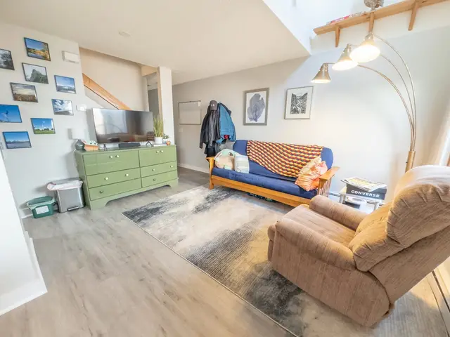 169 Erie Street #2