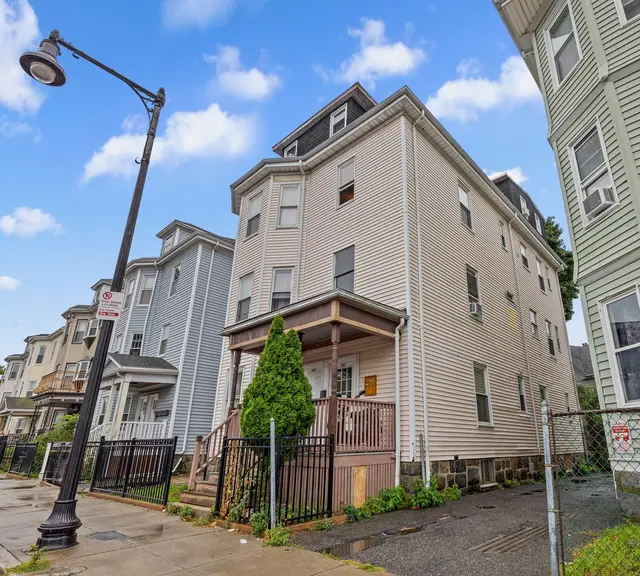 507 Geneva Ave #3