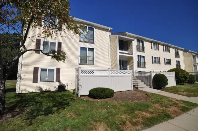 49 Village Brook Lane #6