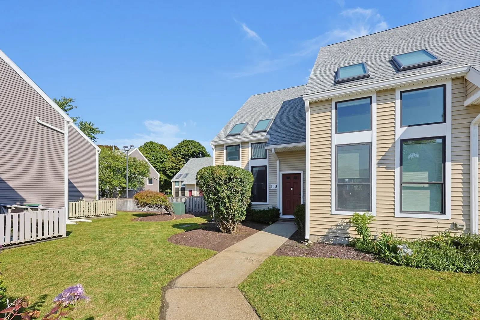 113 Governor Winthrop Rd #113, Somerville
