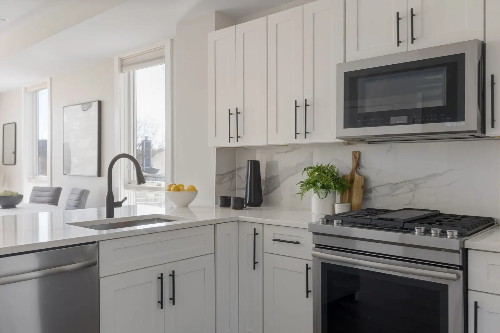 17 Chestnut Ave #3, Boston