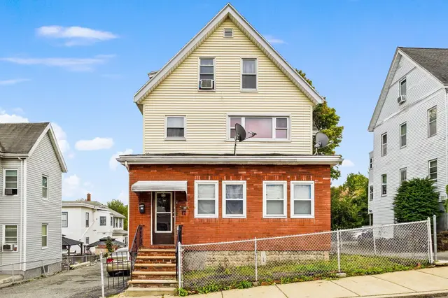 17 Ashton St