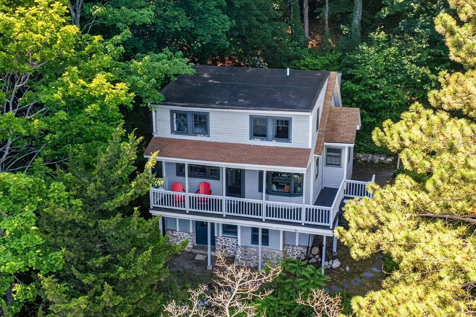 30R Morses Pond Road, Wellesley
