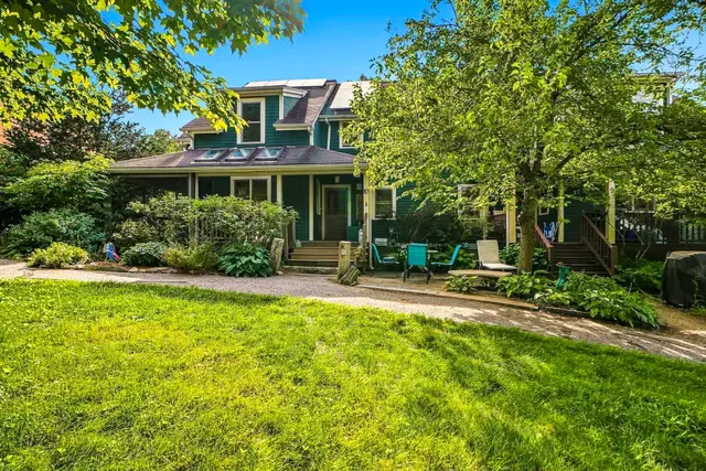 10 Half Moon Hill #10