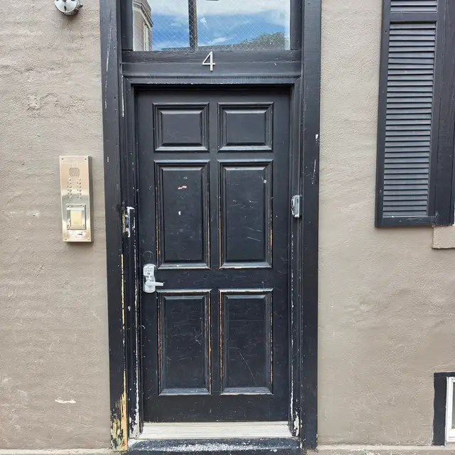 4 Michelangelo St #1