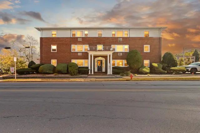 100 Magnolia Ave #5