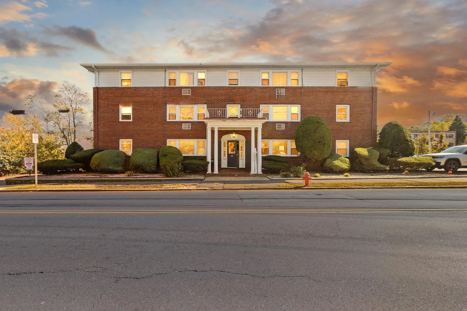 100 Magnolia Ave #5, Lynn