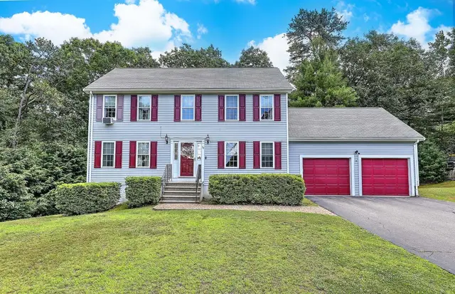 30 Pine Warbler Way