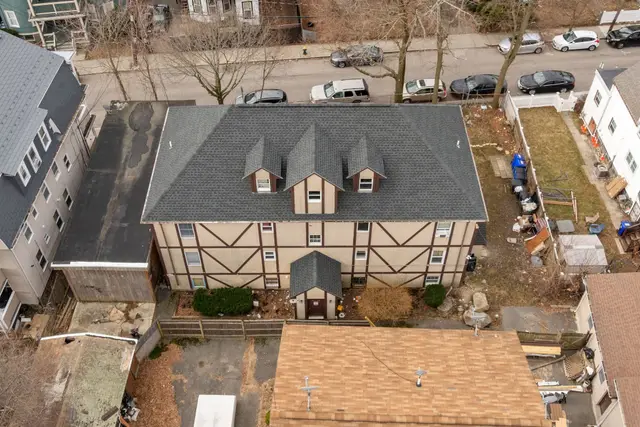 19 Hiawatha Rd