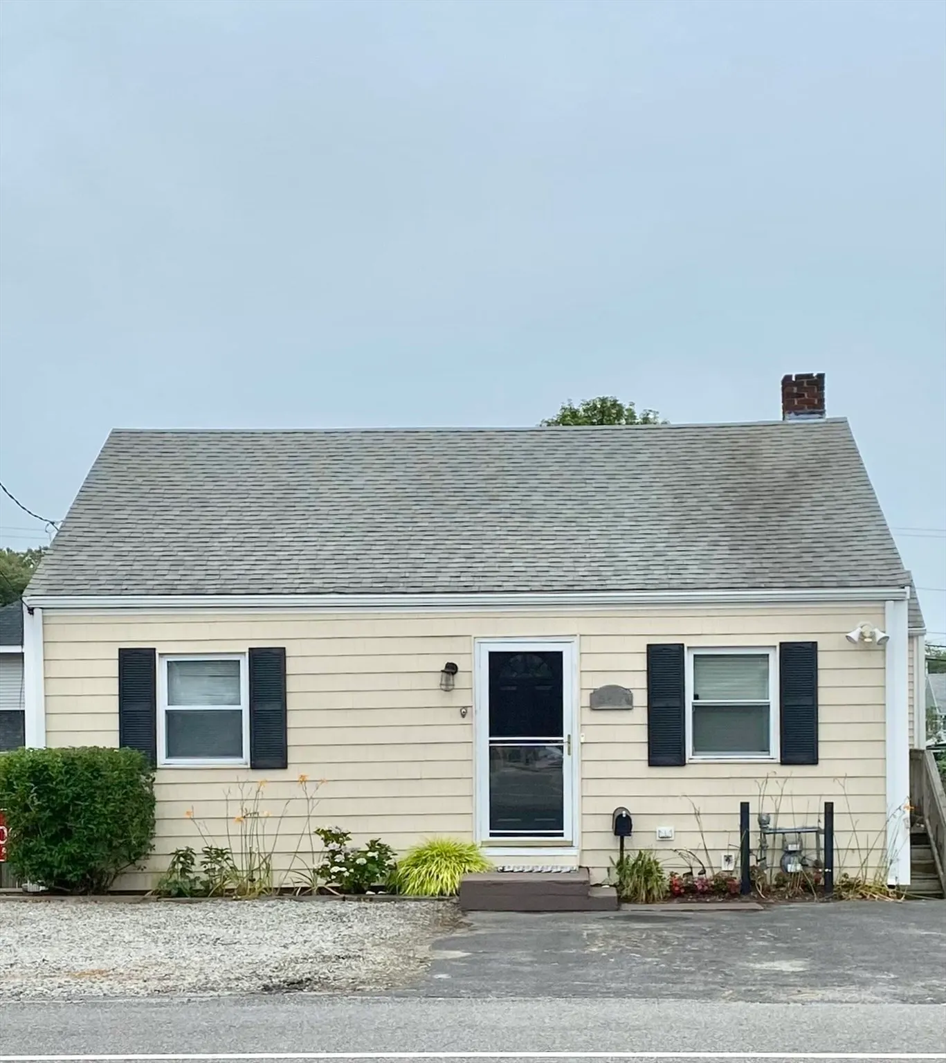 567 Nantasket Ave, Hull
