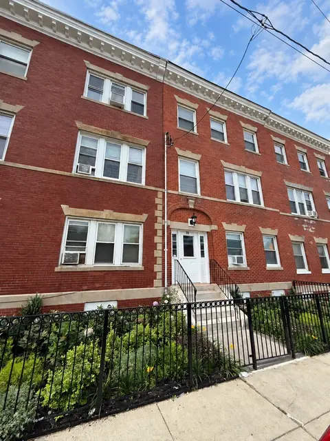 1 Ernst Street #2