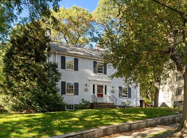 197 Jason St