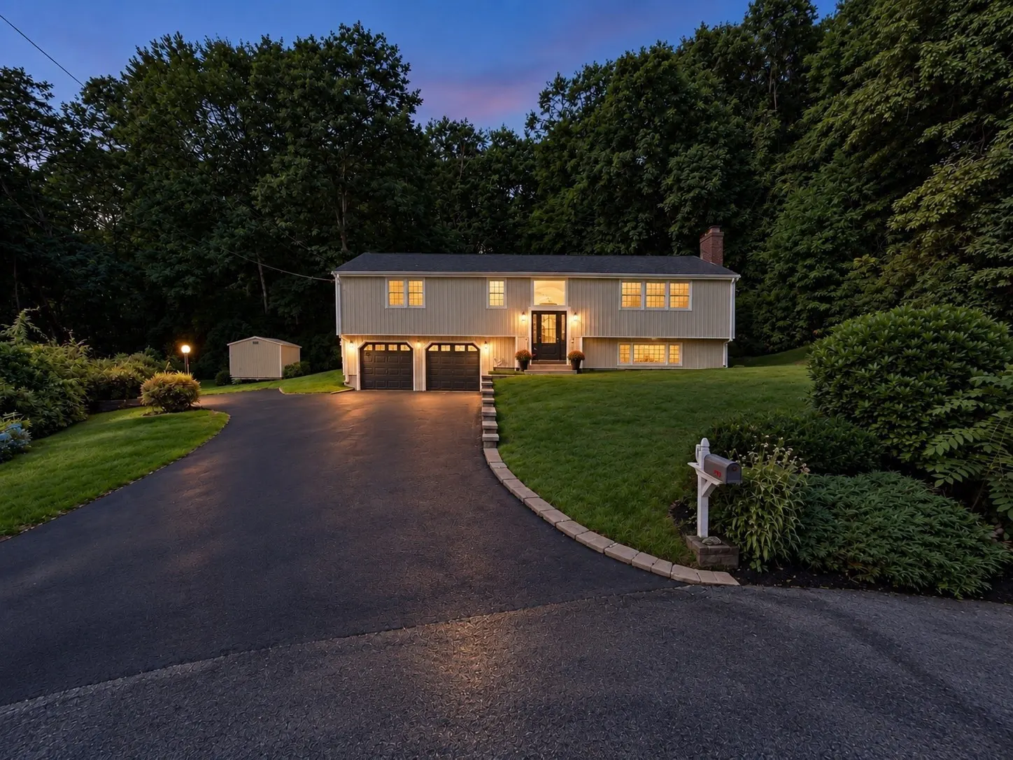 9 Pavia Place, Framingham