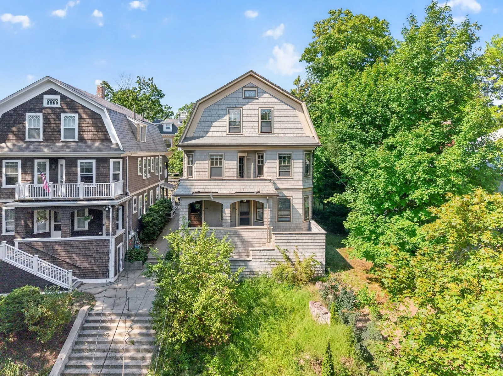 103-105 Colbourne Crescent, Brookline