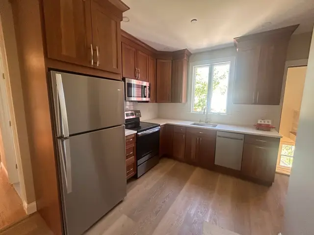 1357 Massachusetts Ave #1