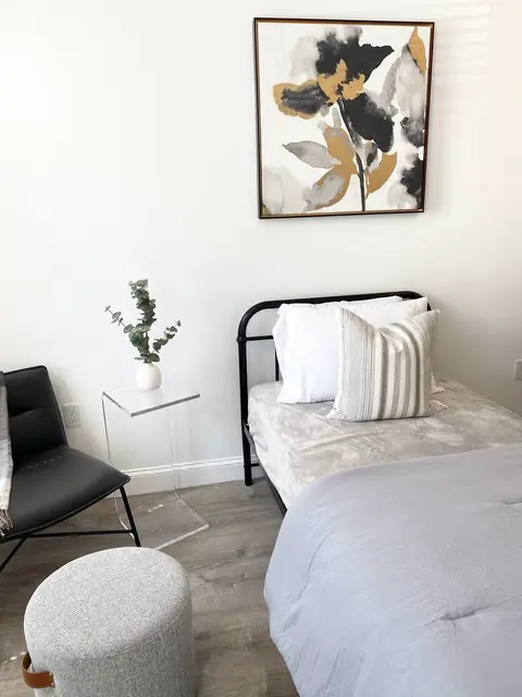 69 North Shore Commons St #23