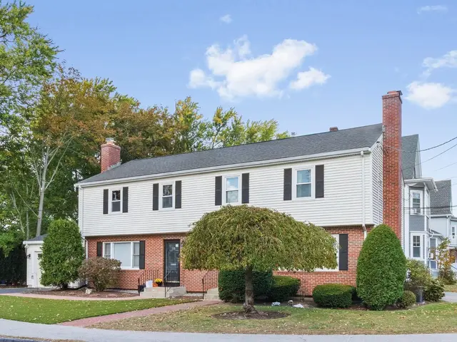 33 Auburn St #2