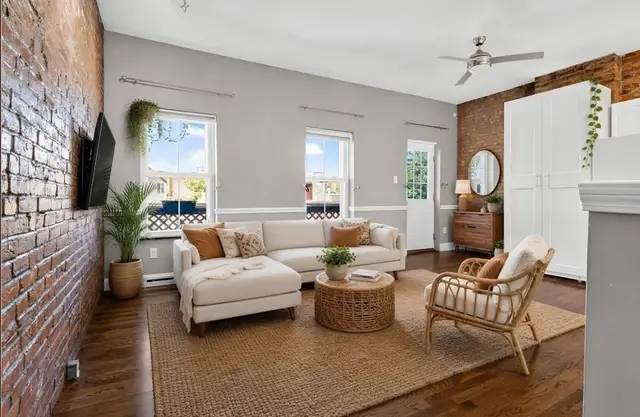 11 Medford St #3