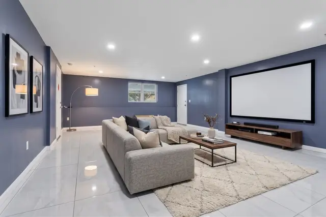 30 Franklin St #116