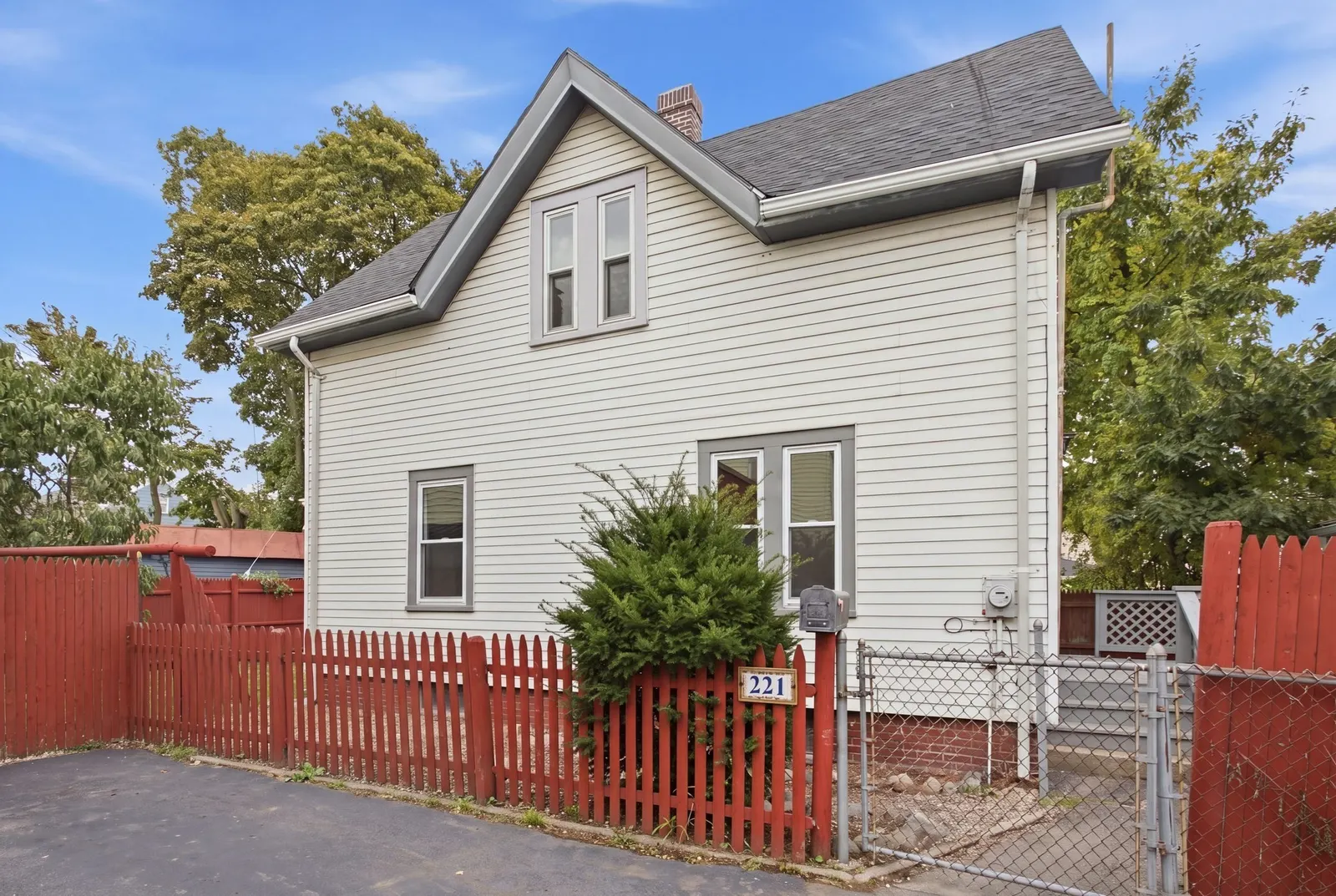 221 Chatham St, Lynn