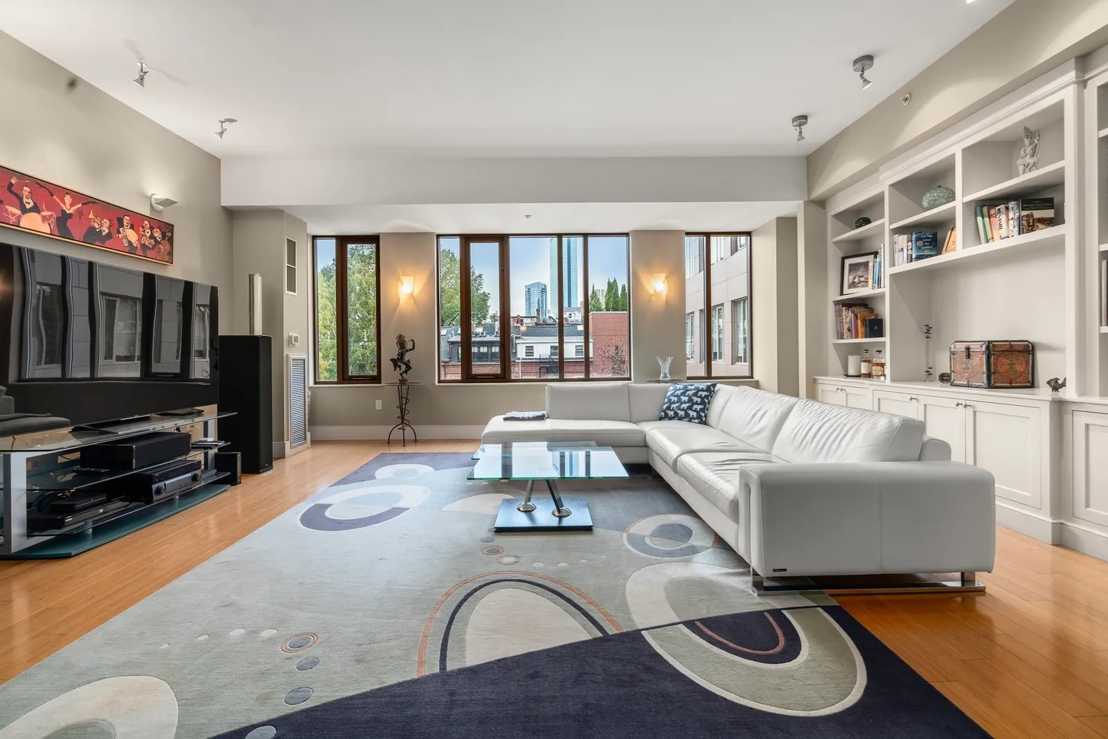 1313 Washington St #330, Boston