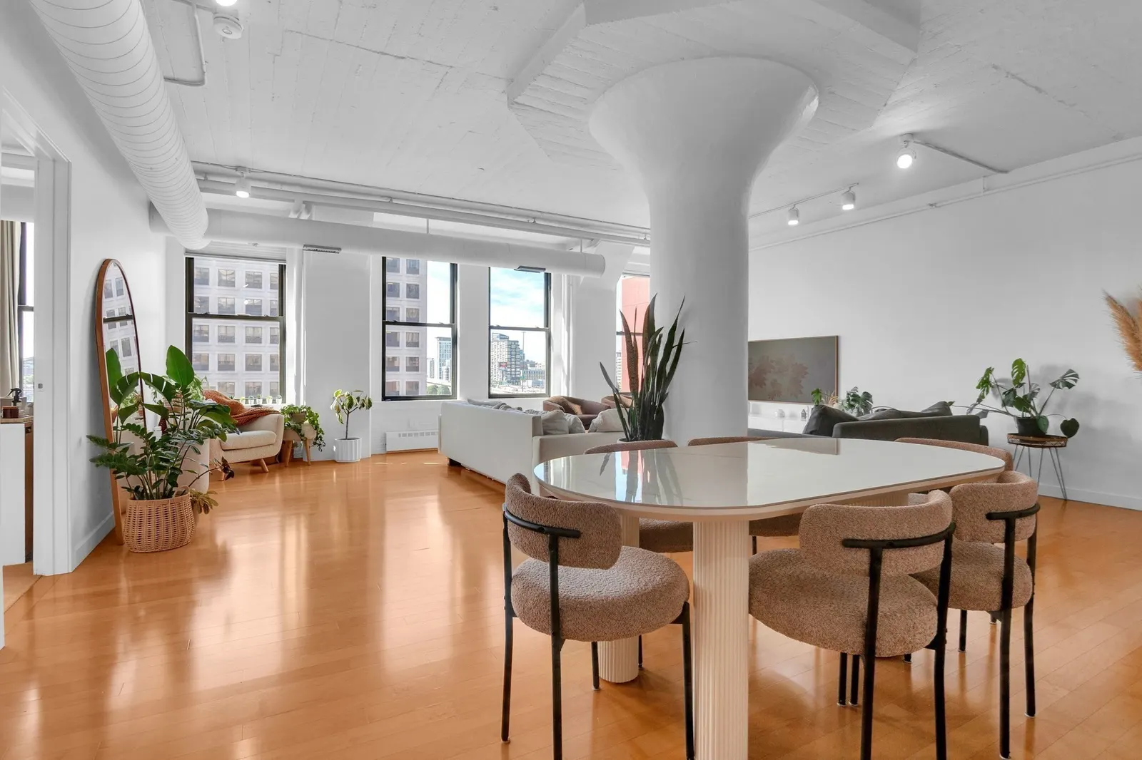 210 South Street #U:6-4, Boston