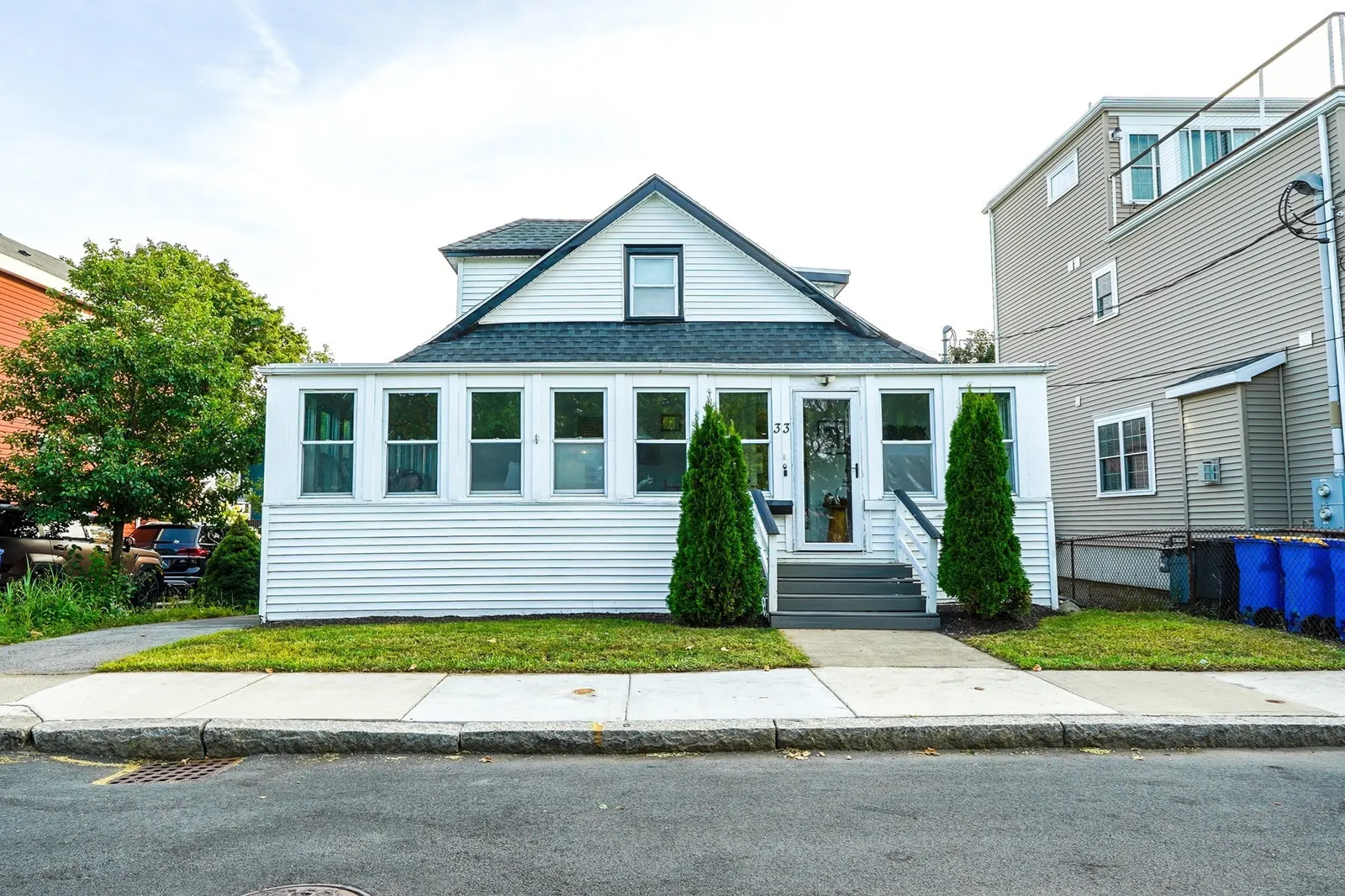 33 Bay View Ave, Winthrop