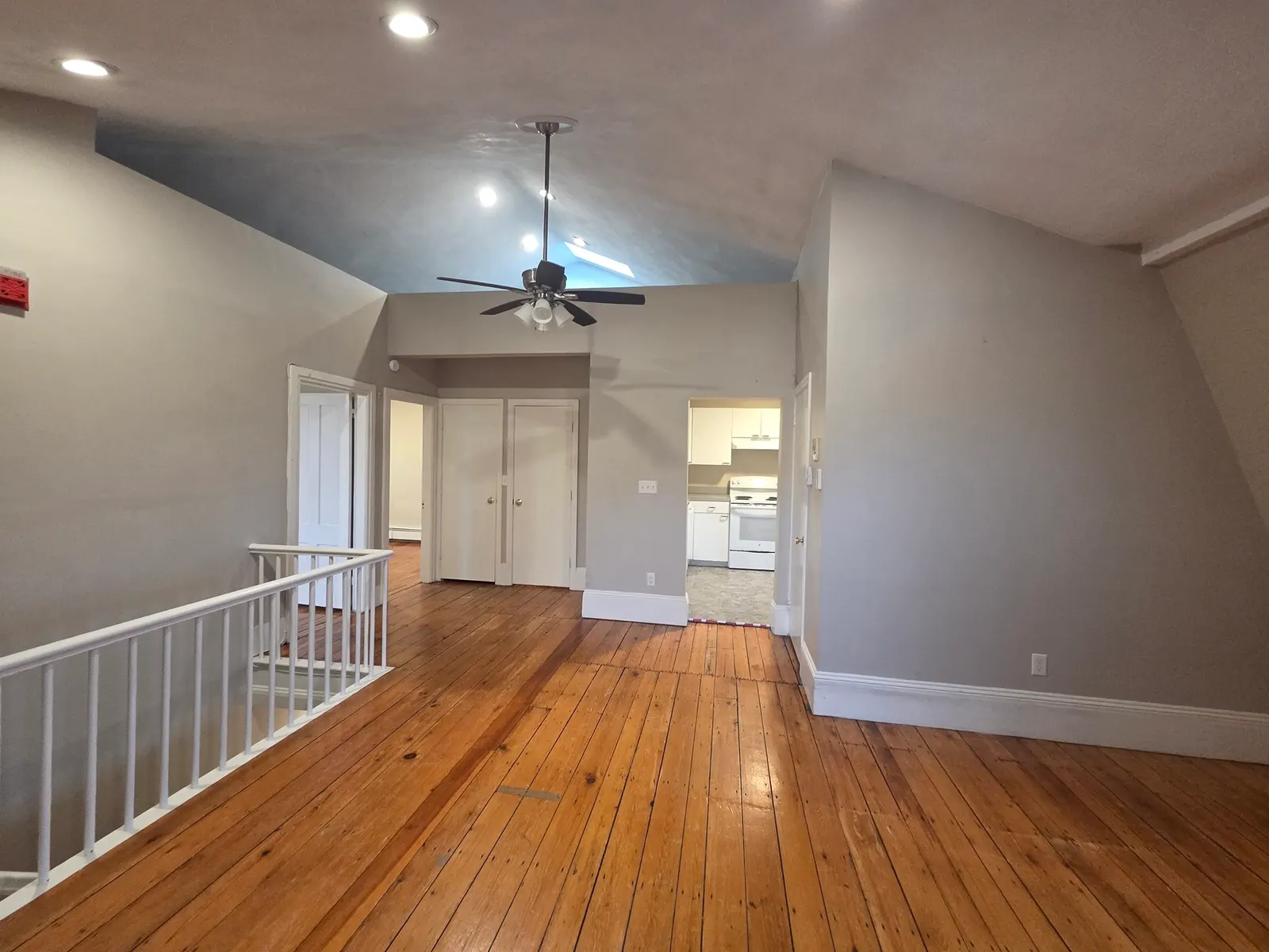 267 Lafayette St #3, Salem