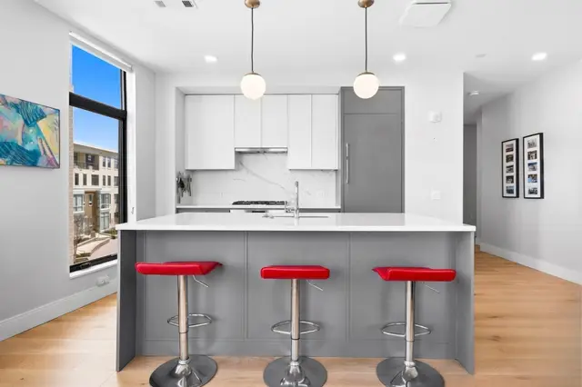 191 Washington Street #525