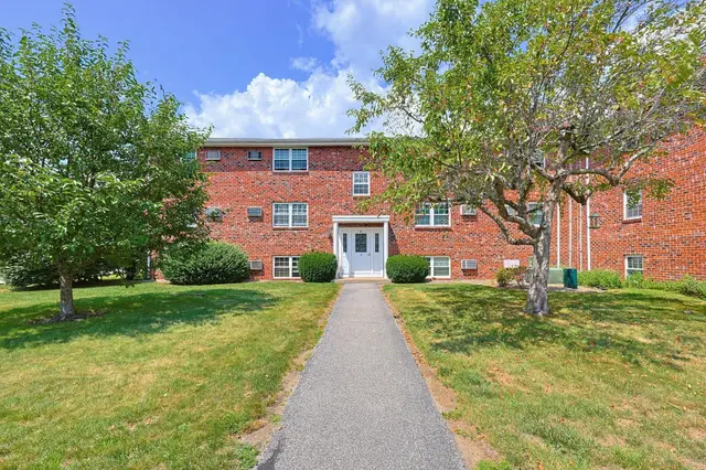 91 Pleasant St #D1