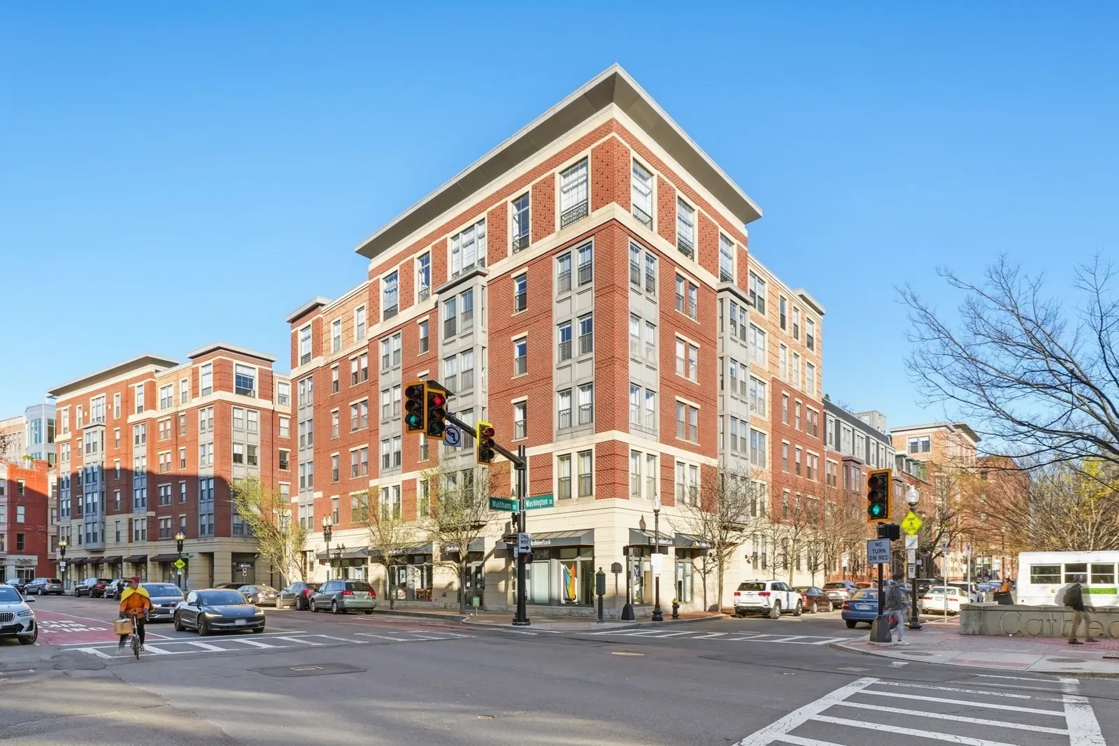 25 Savoy Street, Boston