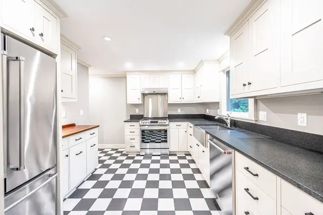 85 Woodland Rd