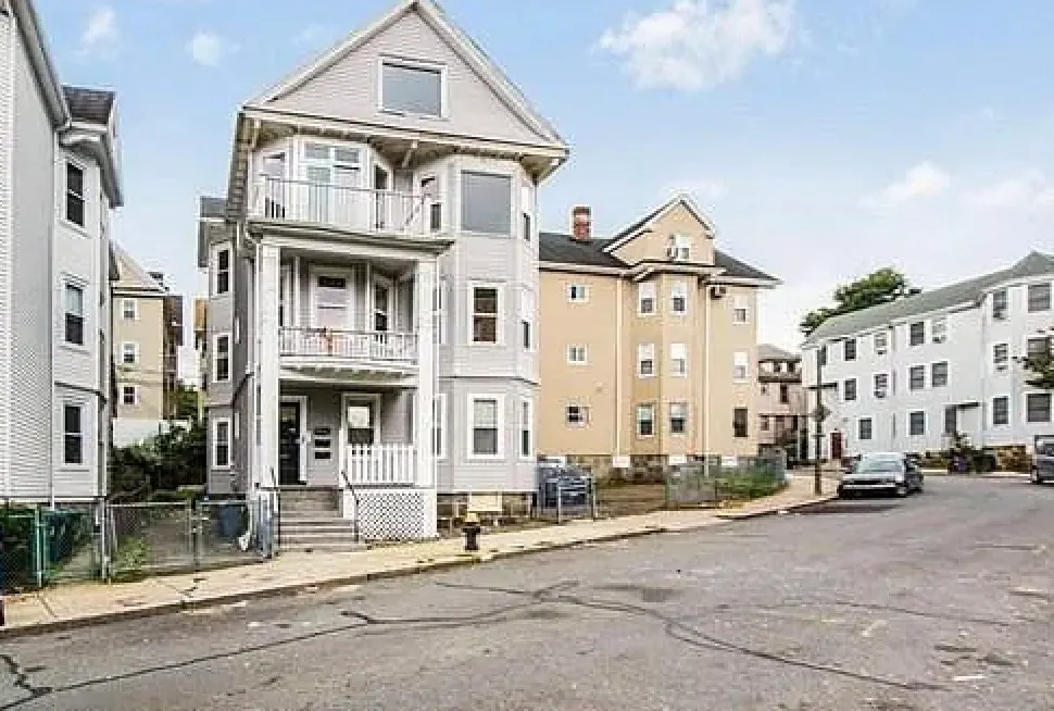 30 Harold St #2, Boston