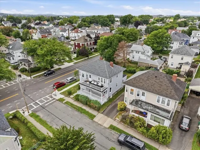152 Davis Street U1&U2