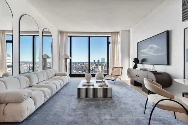682 Atlantic Avenue #3702