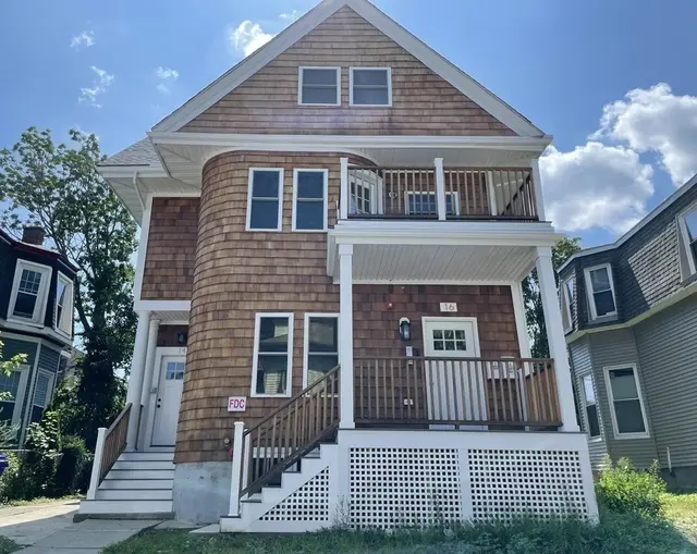 14 Weld Ave #2
