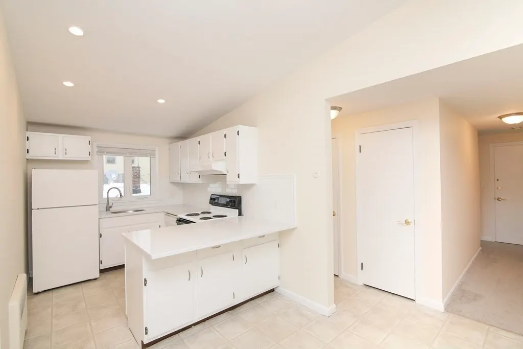 118 Pleasant Street #31, Marblehead